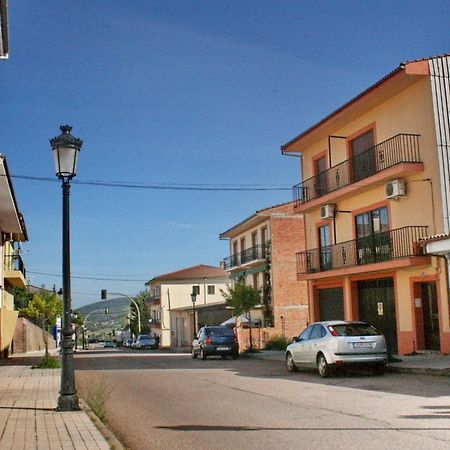 Apartamentos Turisticos Mirayuste 구아달루페 객실 사진